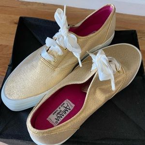 Gold/White Size 10 sneaker/shoe